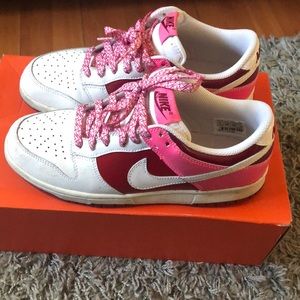 Valentine’s Day Collection Nike Dunks Low!